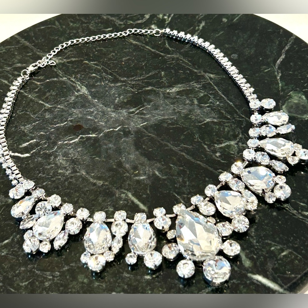 Fabulous rhinestone statement necklace choker NWOT bridal prom pageant wear - Picture 3 of 8